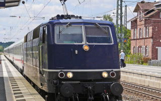 electric-locomotive-2234183_960_720